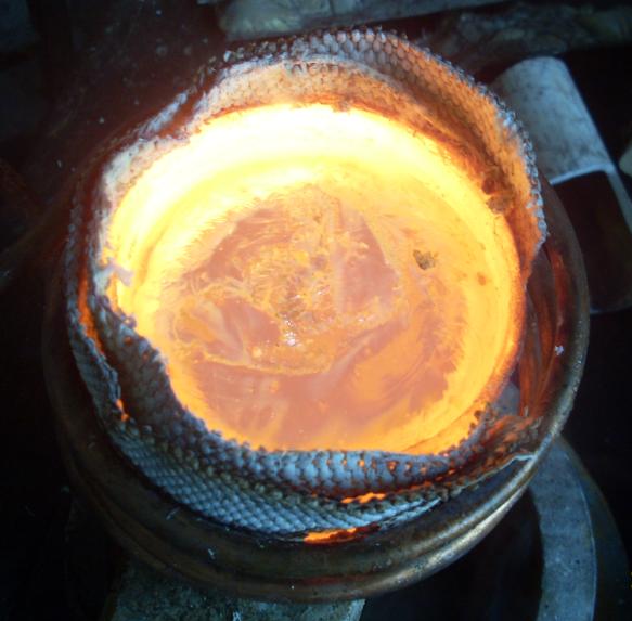 �����۟�