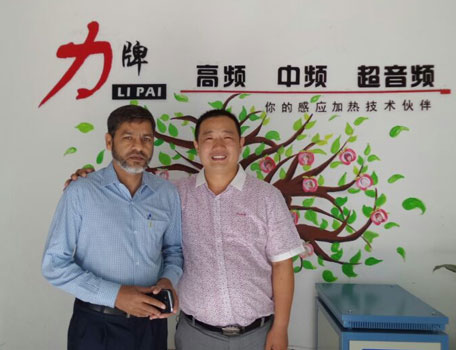 �ͻ�˹̹�͑�