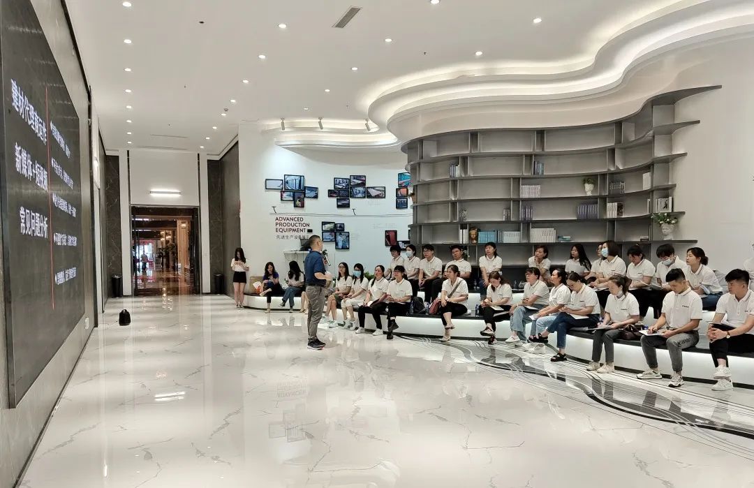 乘風破浪,全力以赴|2022鷹牌墻地專家超級門店訓練營圓滿結(jié)營!(圖2) 乘風破浪,全力以赴|2022鷹牌墻地專家超級門店訓練營圓滿結(jié)營!(圖2)
