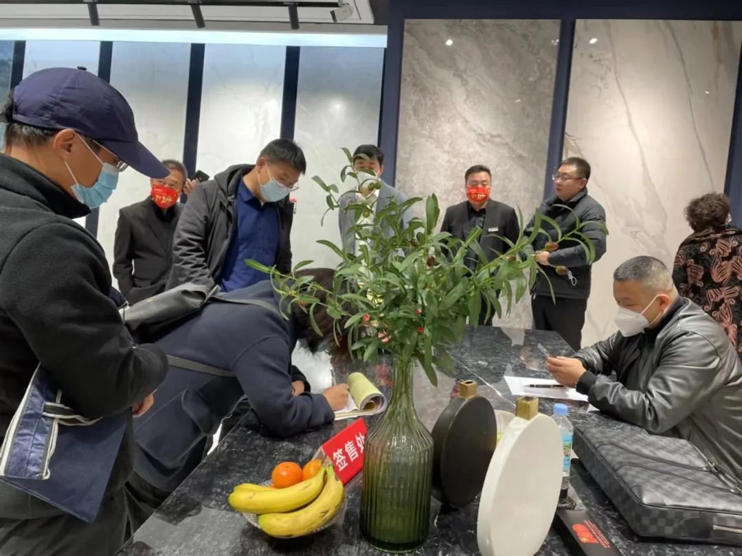 勢不可擋，鷹牌陶瓷終端布局再提速，石家莊1000㎡旗艦店盛大開業！(圖4)