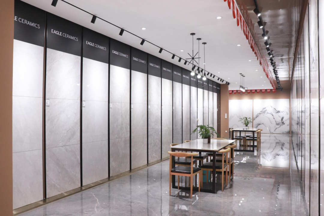 晉江鷹牌旗艦店｜緊跟時(shí)代步伐，以品牌力量制勝市場(chǎng)!(圖8)