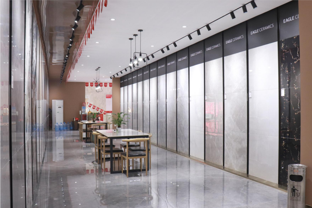 晉江鷹牌旗艦店｜緊跟時(shí)代步伐，以品牌力量制勝市場(chǎng)!(圖9)