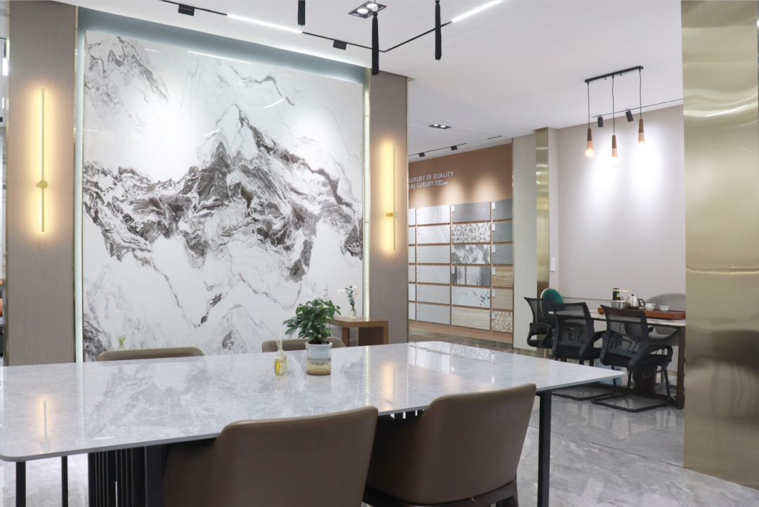 晉江鷹牌旗艦店｜緊跟時(shí)代步伐，以品牌力量制勝市場(chǎng)!(圖29)