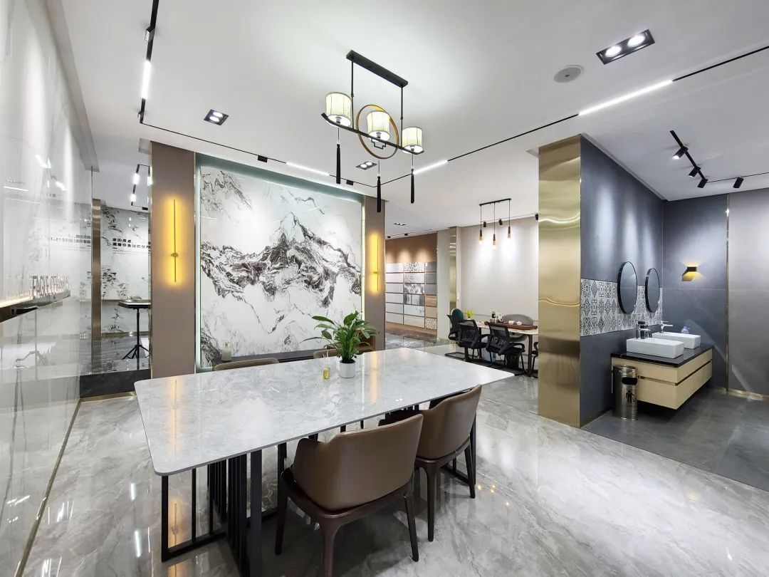 晉江鷹牌旗艦店｜緊跟時(shí)代步伐，以品牌力量制勝市場(chǎng)!(圖32)