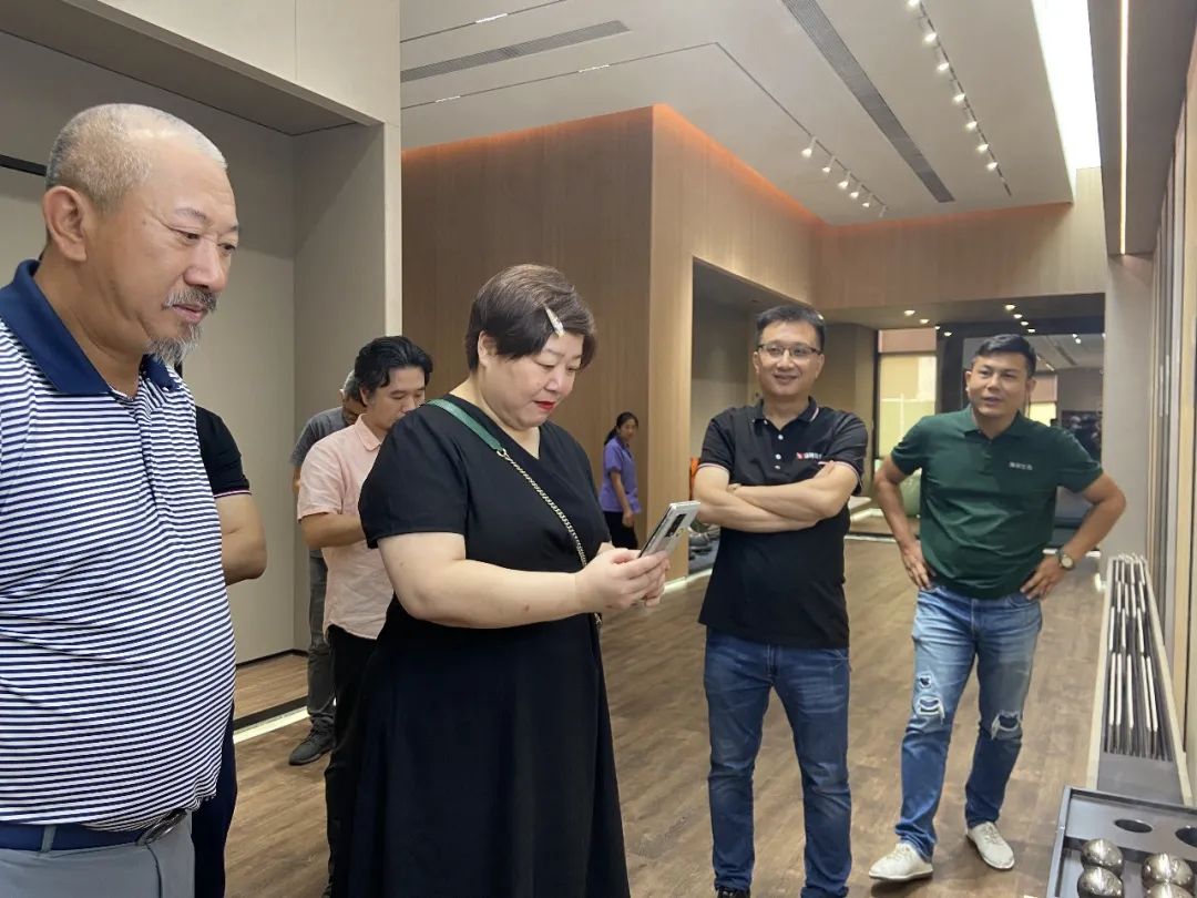 深入交流|“佛山健康人居及陶醉古鎮之旅”設計師交流活動順利舉行!(圖4) 深入交流|“佛山健康人居及陶醉古鎮之旅”設計師交流活動順利舉行!(圖4)