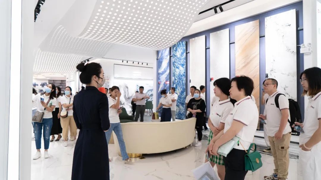 落地新戰(zhàn)略，實踐新模式，決戰(zhàn)新未來 ｜ 2022鷹牌墻地專家全國店長培訓圓滿收官！(圖6)