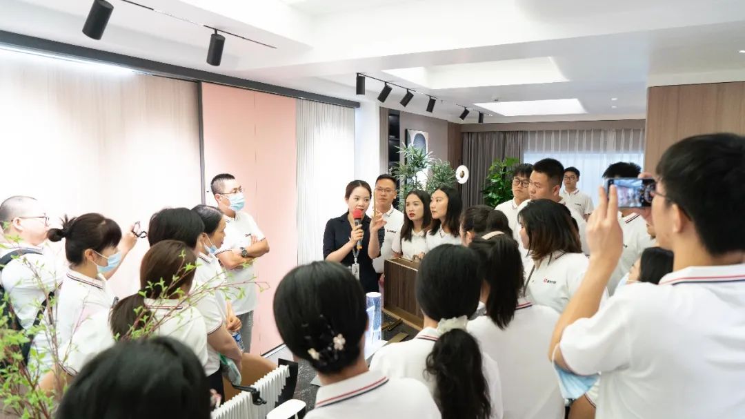 落地新戰(zhàn)略，實踐新模式，決戰(zhàn)新未來 ｜ 2022鷹牌墻地專家全國店長培訓圓滿收官！(圖7)