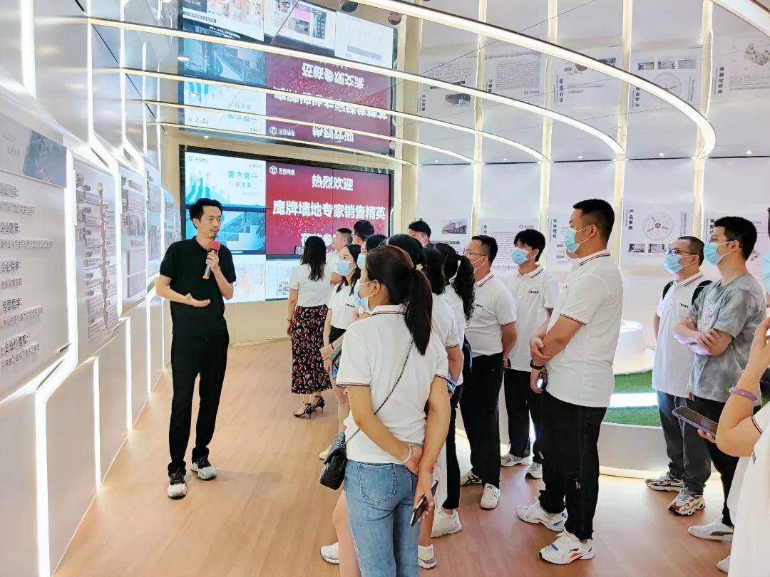 落地新戰(zhàn)略，實踐新模式，決戰(zhàn)新未來 ｜ 2022鷹牌墻地專家全國店長培訓圓滿收官！(圖20)