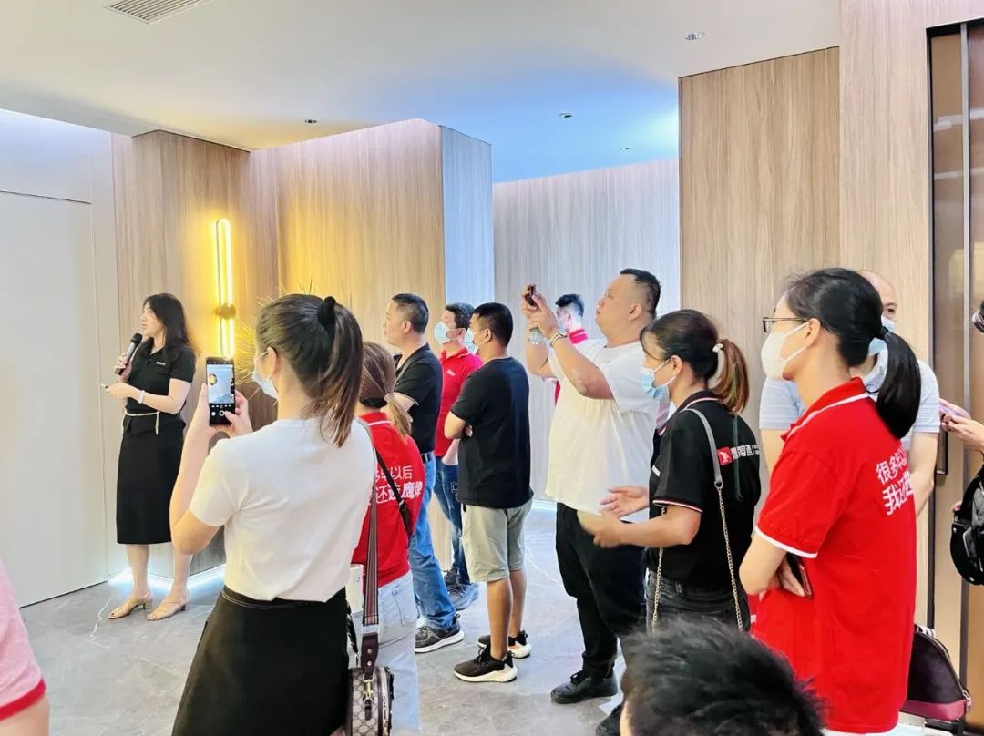 賦能終端|2022鷹牌墻地專家全國巡回培訓會——佛山站順利舉行!(圖4) 賦能終端|2022鷹牌墻地專家全國巡回培訓會——佛山站順利舉行!(圖4)