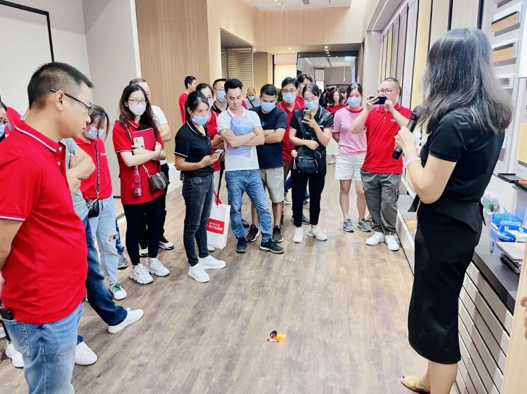 賦能終端|2022鷹牌墻地專家全國巡回培訓會——佛山站順利舉行!(圖5) 賦能終端|2022鷹牌墻地專家全國巡回培訓會——佛山站順利舉行!(圖5)