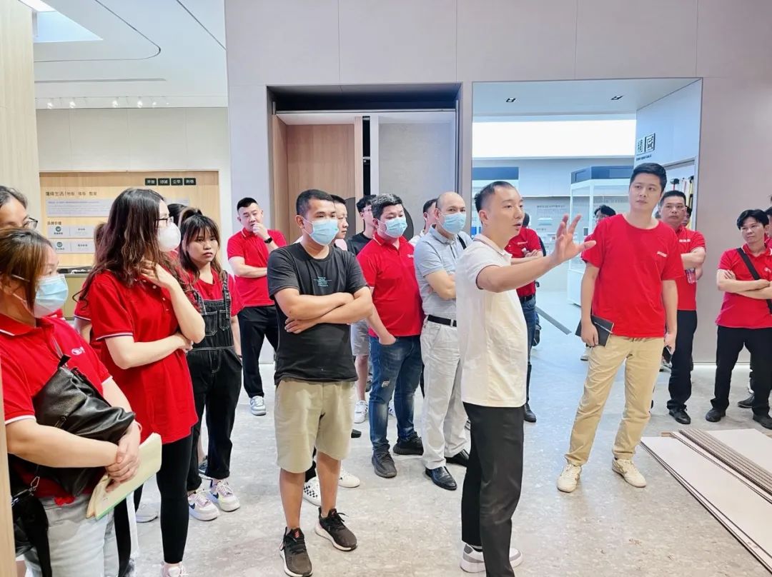 賦能終端|2022鷹牌墻地專家全國巡回培訓會——佛山站順利舉行!(圖11) 賦能終端|2022鷹牌墻地專家全國巡回培訓會——佛山站順利舉行!(圖11)