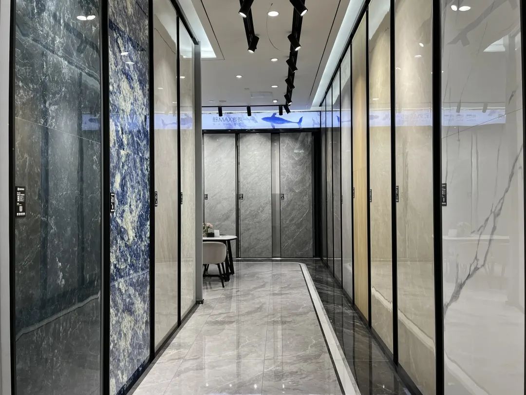 鷹牌墻地專家店｜廣西?南寧——以全新面貌華麗綻放，演繹現代時尚輕奢格調(圖15)