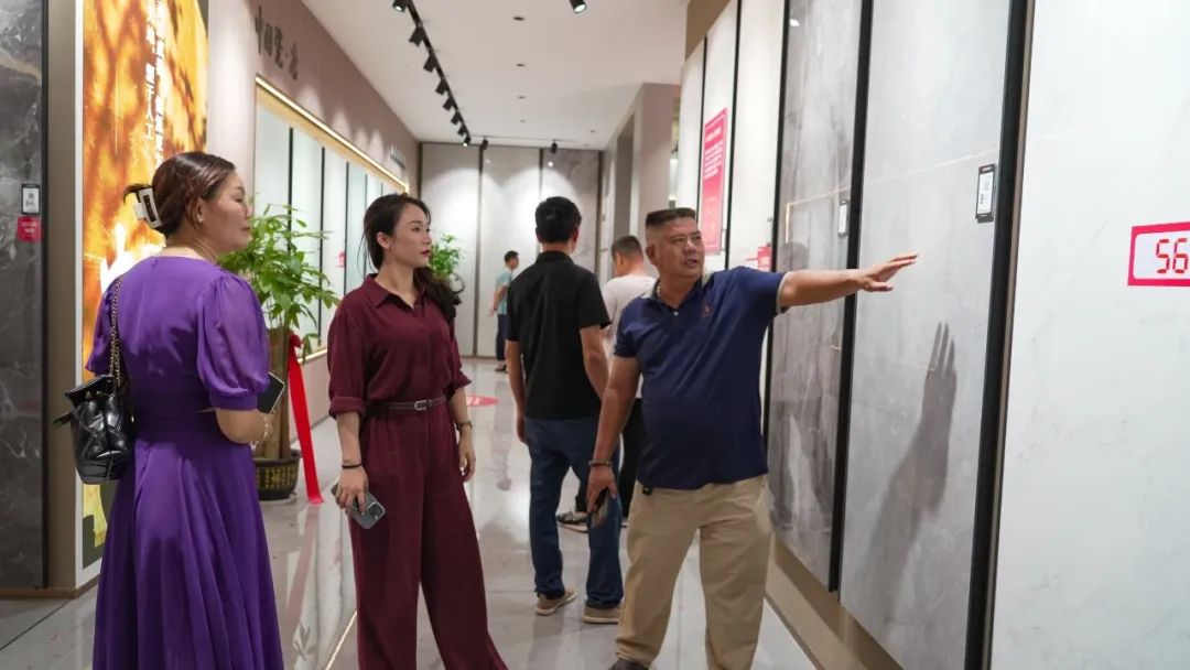新店開業|防城港鷹牌陶瓷旗艦店盛大開業!(圖3) 新店開業|防城港鷹牌陶瓷旗艦店盛大開業!(圖3)