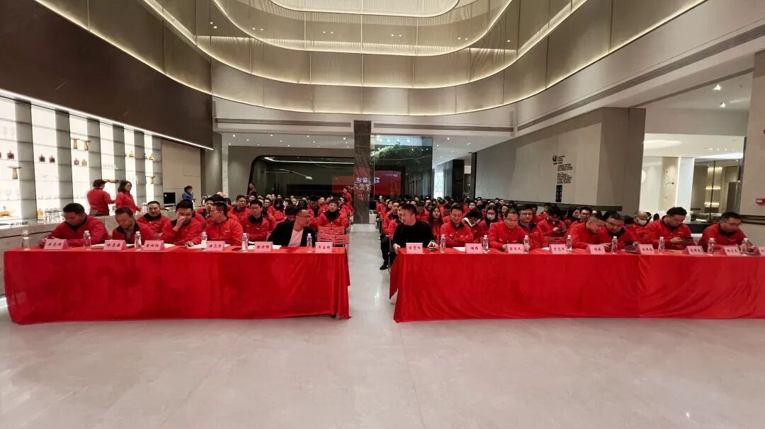 砥礪奮進，攻堅2025｜鷹牌營銷中心開年營銷會議圓滿舉行！(圖2)