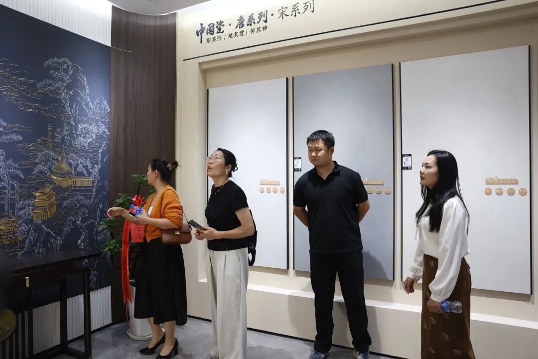 新店開業(yè)｜鷹牌陶瓷昆明新店盛大開業(yè)，共赴美學(xué)新境！(圖3)