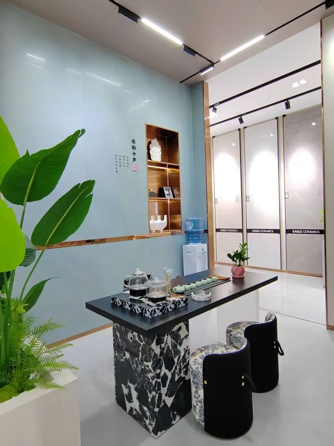四川宜賓鷹牌旗艦店|高端空間設計,美出顏值新境界(圖11) 四川宜賓鷹牌旗艦店|高端空間設計,美出顏值新境界(圖11)