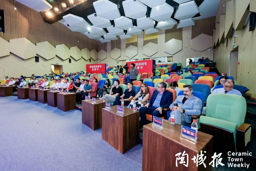 重磅榮譽｜鷹牌陶瓷再獲“中意陶瓷設(shè)計大賽”創(chuàng)意設(shè)計金獎！(圖3)